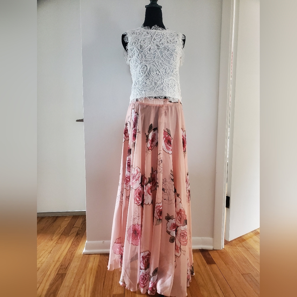 NWOT Long flowy skirt and white lace top